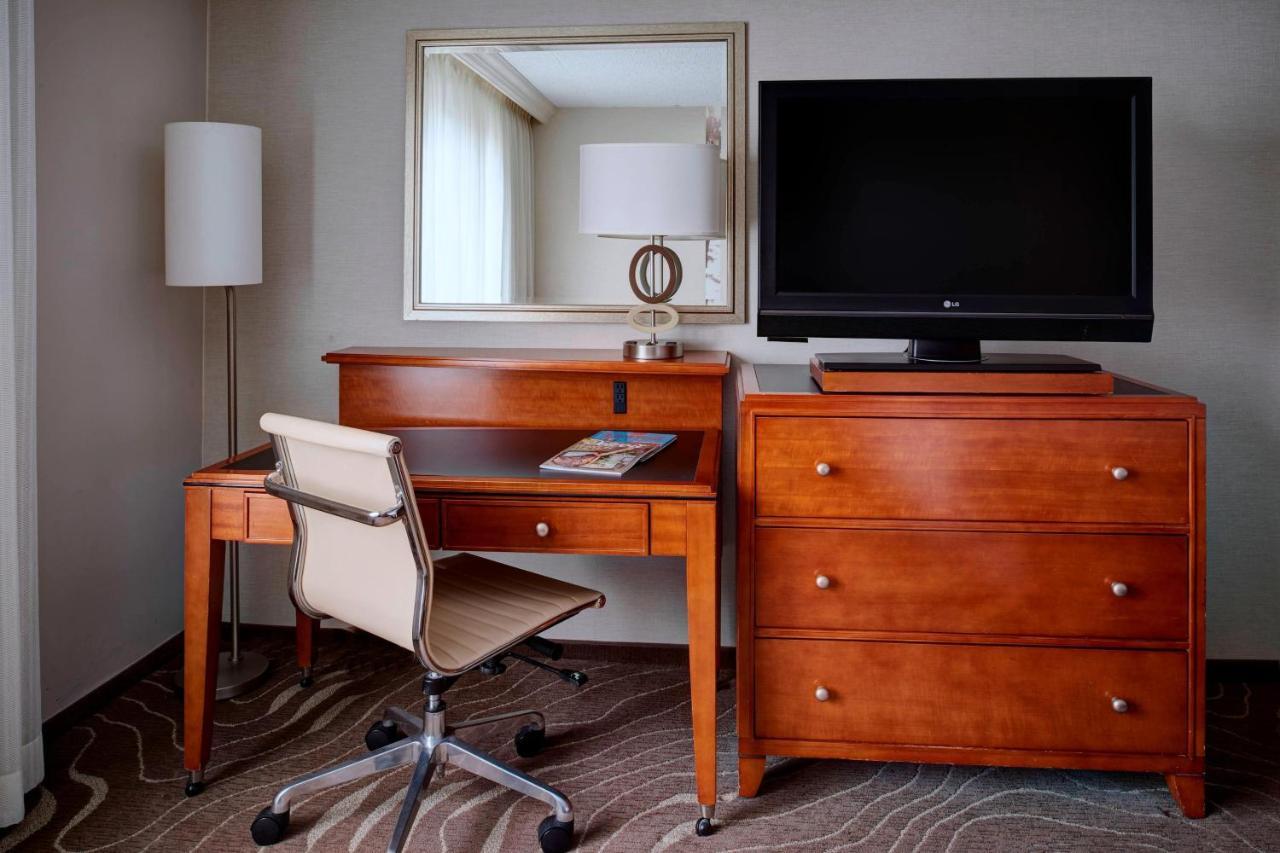 מלון רומולוס Detroit Metro Airport Marriott מראה חיצוני תמונה