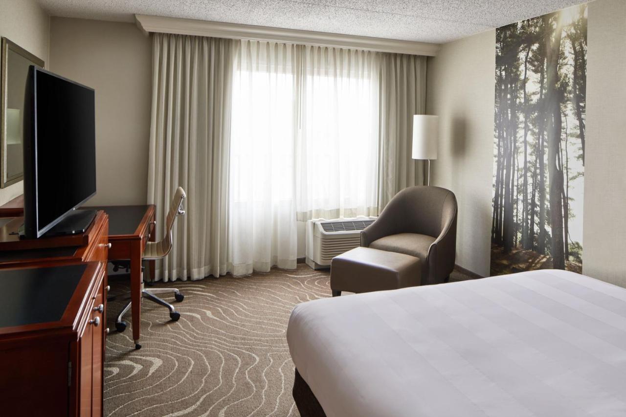 מלון רומולוס Detroit Metro Airport Marriott מראה חיצוני תמונה