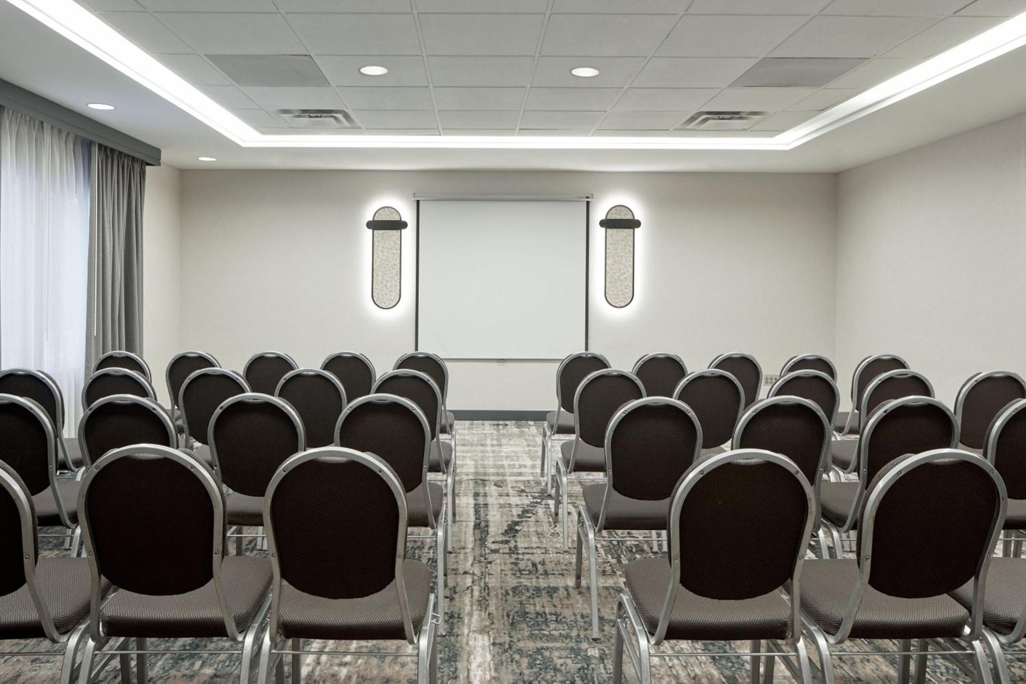 מלון רומולוס Detroit Metro Airport Marriott מראה חיצוני תמונה
